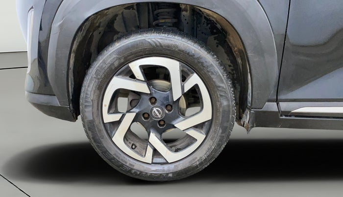 2022 Nissan MAGNITE XV MT, Petrol, Manual, 31,159 km, Left Front Wheel