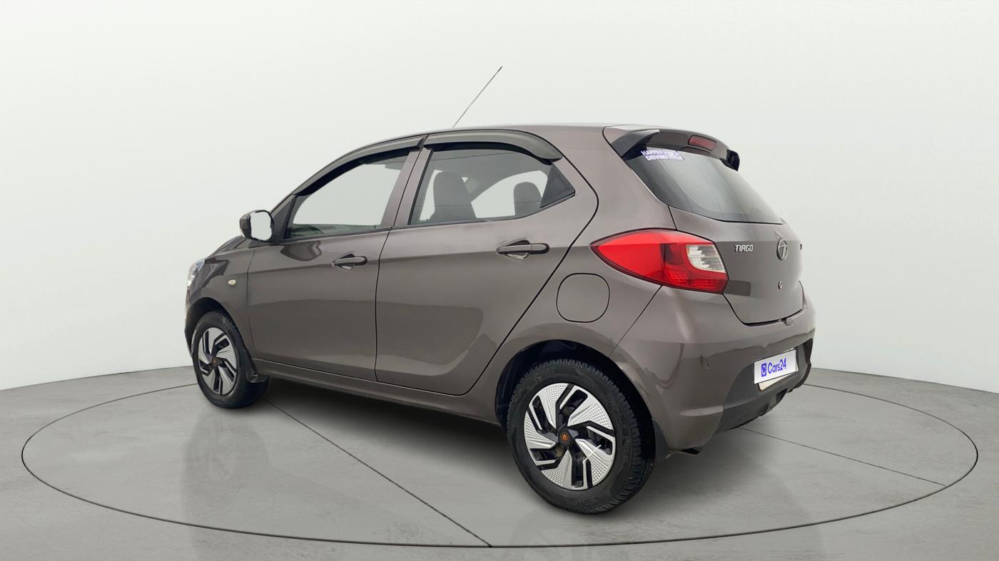 2016 Tata Tiago XT PETROL, Petrol, Manual, 62,962 km, Left Back Diagonal