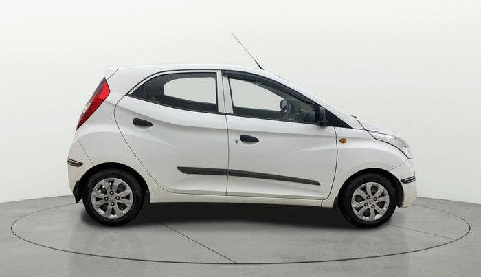 2018 Hyundai Eon MAGNA +, Petrol, Manual, 58,497 km, Right Side View