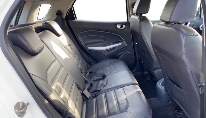 2017 Ford Ecosport TITANIUM 1.5L DIESEL, Diesel, Manual, 1,03,372 km, Right Side Rear Door Cabin