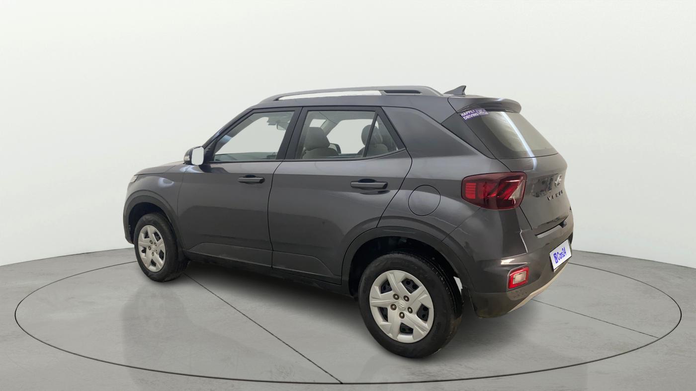2022 Hyundai VENUE S+ 1.2, Petrol, Manual, 32,071 km, Left Back Diagonal