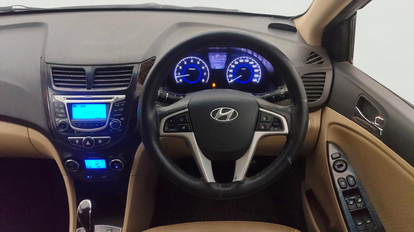 2013 Hyundai Verna FLUIDIC 1.6 VTVT SX OPT AT, Petrol, Automatic, 80,095 km, Steering Wheel Close Up