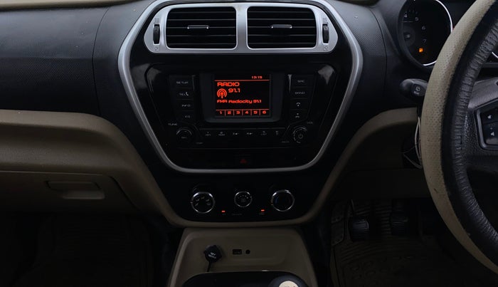 2018 Mahindra TUV300 T8, Diesel, Manual, 49,539 km, Air Conditioner