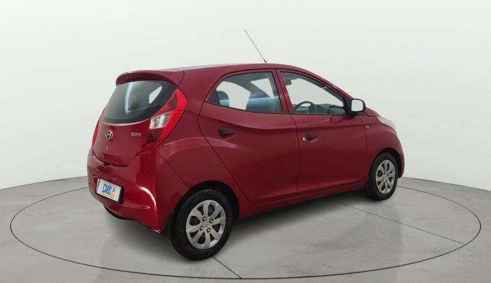 2017 Hyundai Eon MAGNA +, Petrol, Manual, 33,840 km, Right Back Diagonal