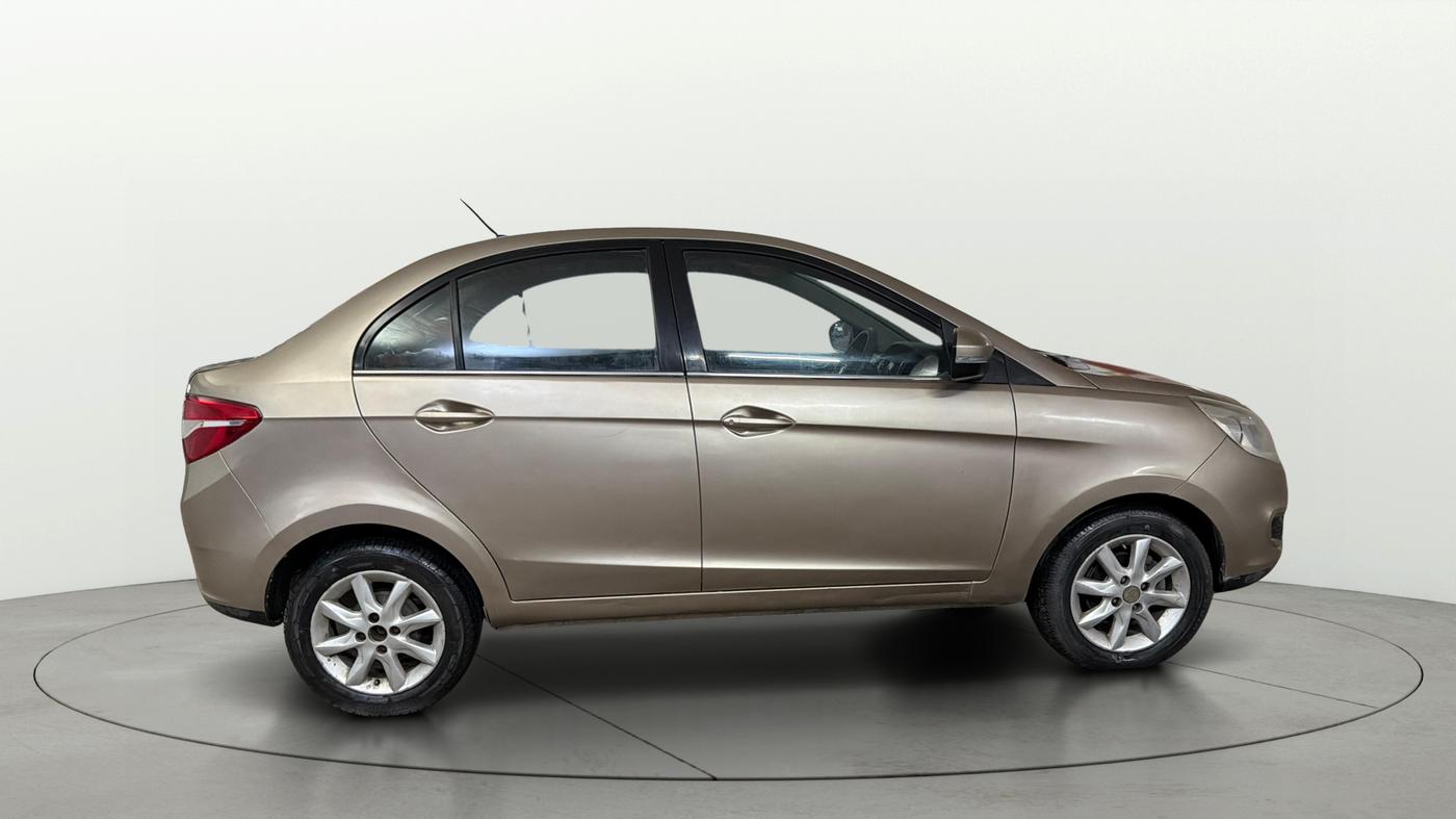 2014 Tata Zest XT PETROL, Petrol, Manual, 74,150 km, Right Side View