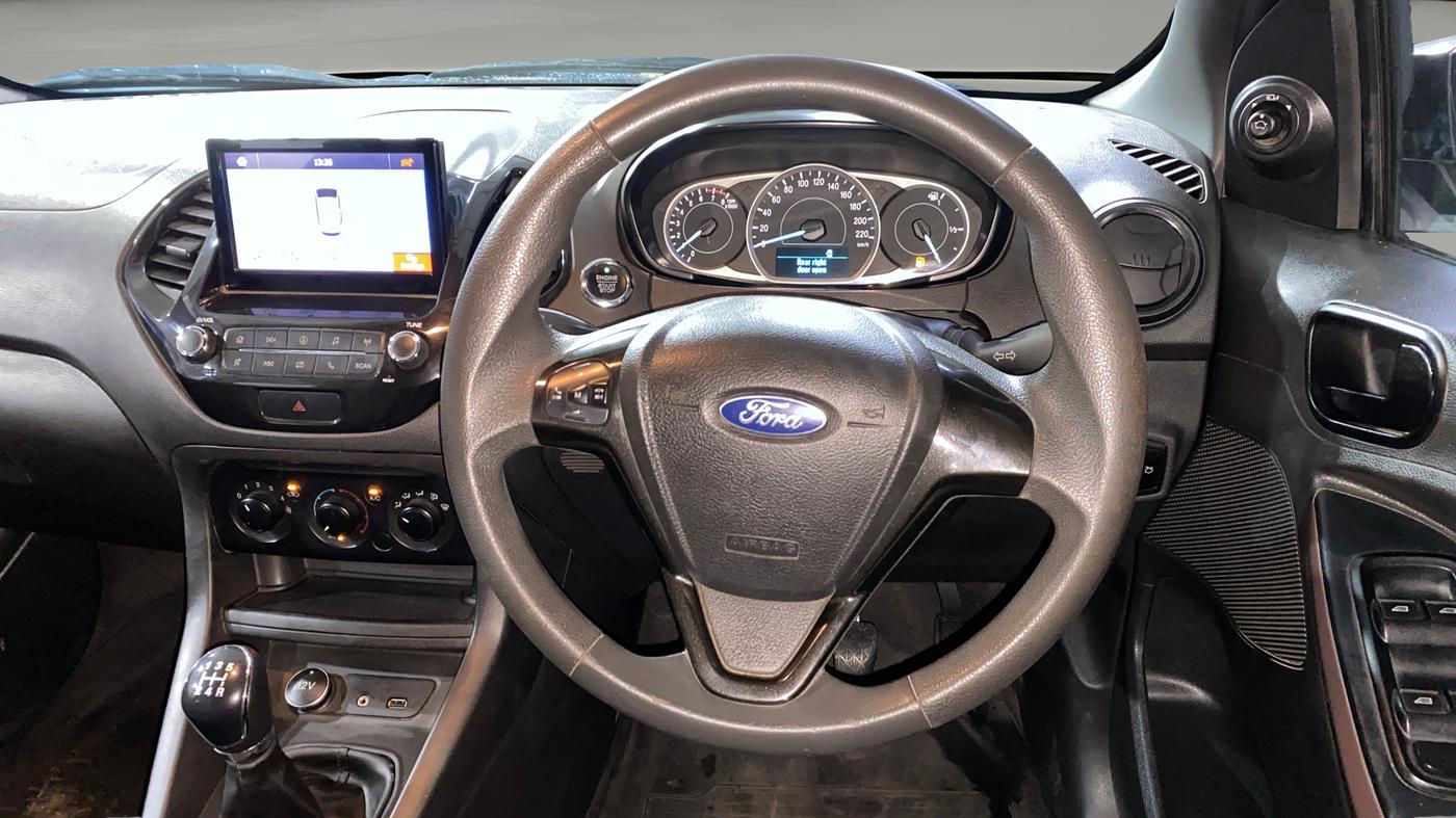 2020 Ford FREESTYLE TITANIUM 1.2 PETROL, Petrol, Manual, 45,544 km, Steering Wheel Close Up