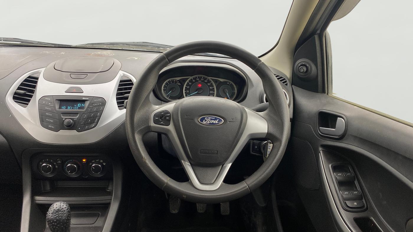 2015 Ford New Figo TREND 1.2 PETROL, Petrol, Manual, 29,990 km, Steering Wheel Close Up