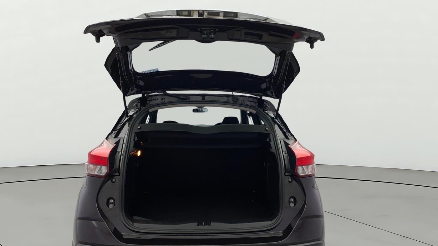 2020 Nissan Kicks XV PREMIUM TURBO 1.3, Petrol, Manual, 94,799 km, Boot Door Open