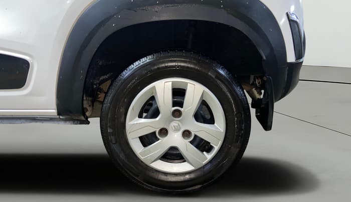 2017 Renault Kwid RXT 0.8, Petrol, Manual, 63,964 km, Left Rear Wheel