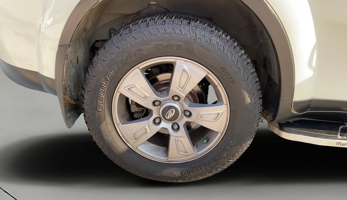 2015 Mahindra XUV500 W8, Diesel, Manual, 77,616 km, Right Rear Wheel