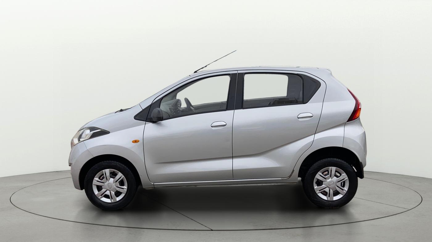 2016 Datsun Redi Go S, Petrol, Manual, 77,172 km, Left Side