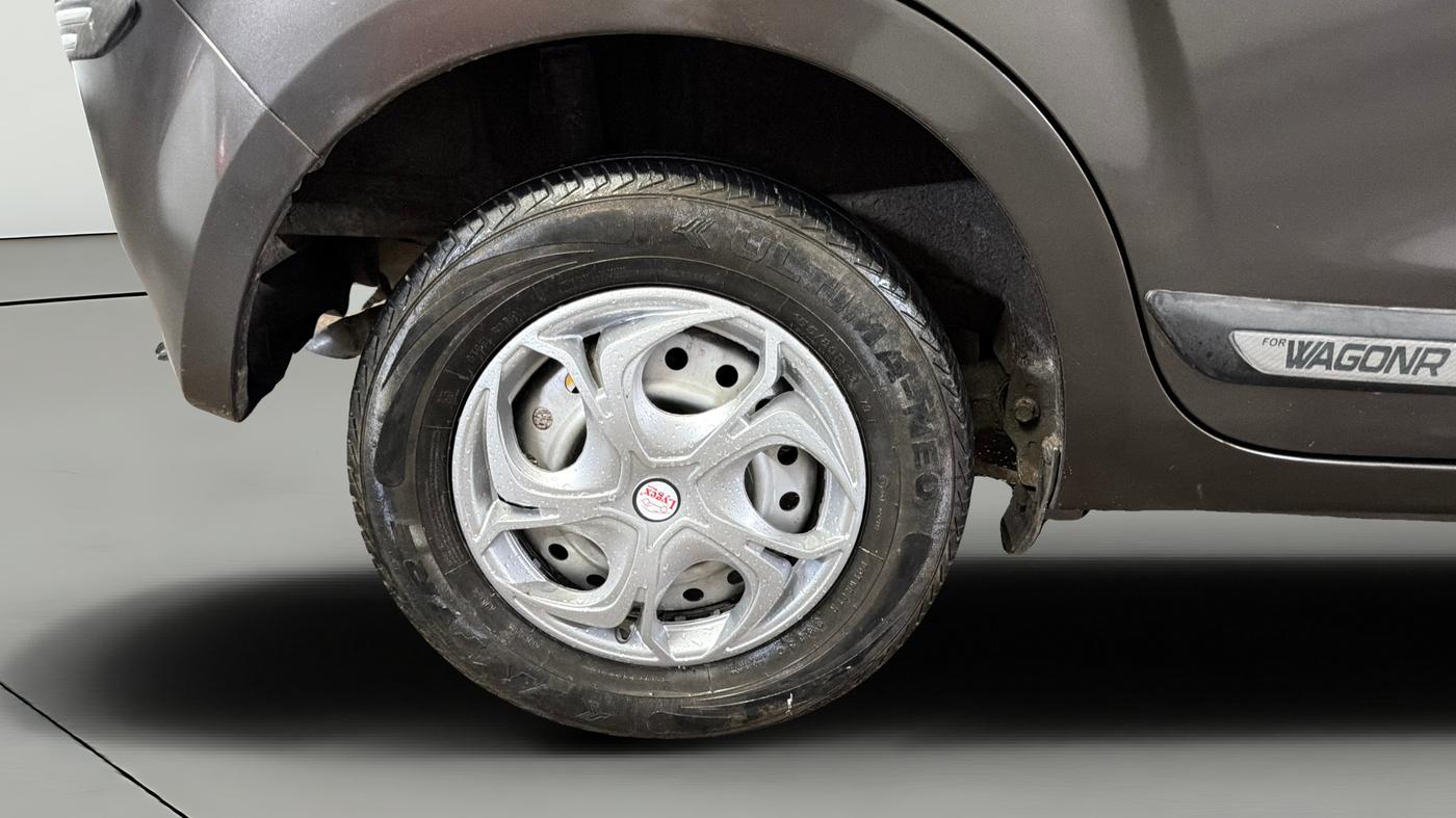 2023 Maruti New Wagon-R LXI CNG 1.0, CNG, Manual, 82,094 km, Right Rear Wheel