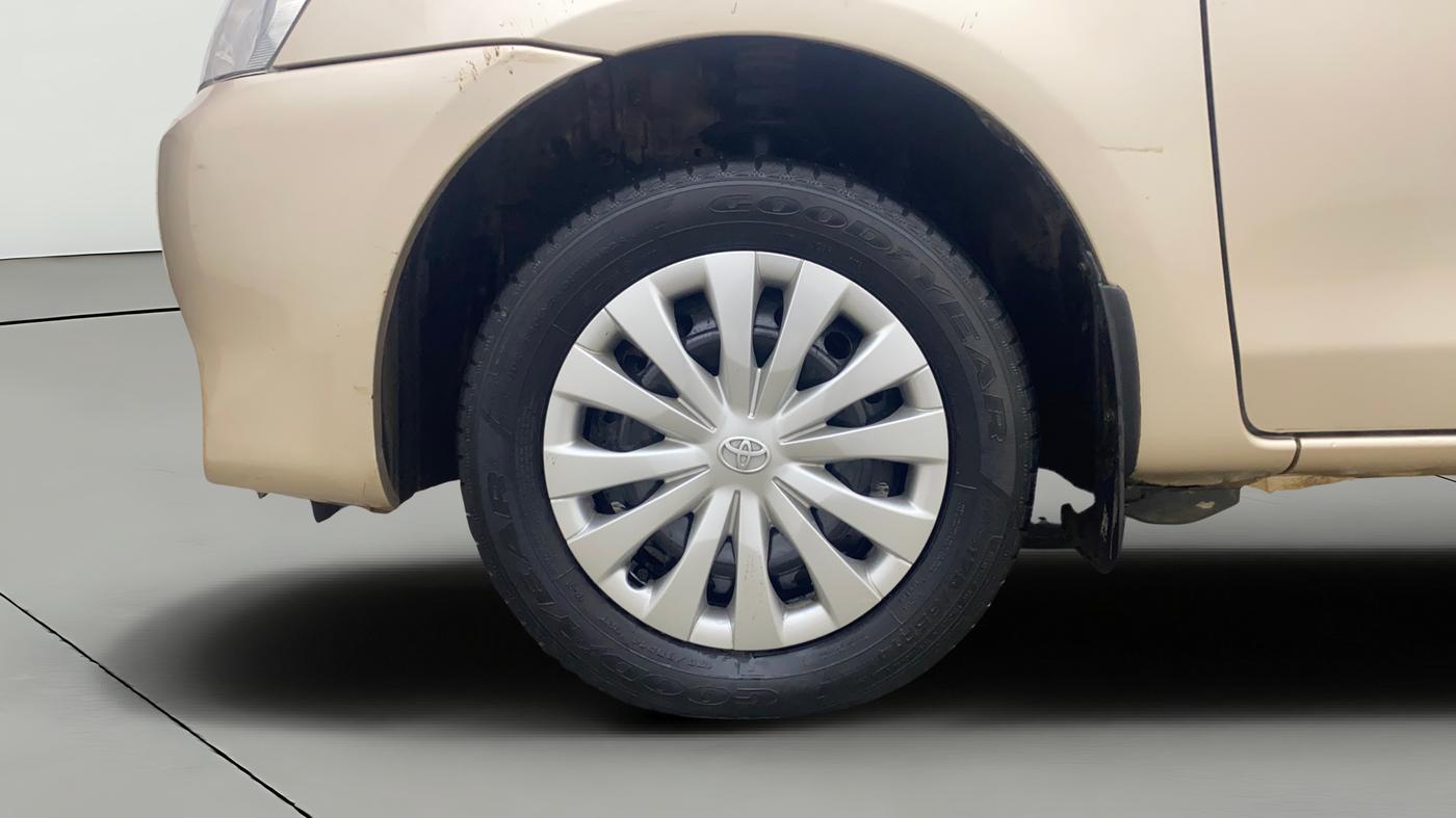 2013 Toyota Etios Liva G, Petrol, Manual, 17,283 km, Left Front Wheel