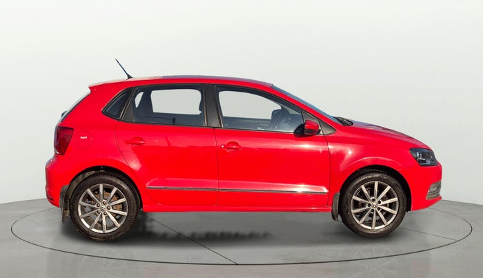 2019 Volkswagen Polo HIGHLINE PLUS 1.0, Petrol, Manual, 1,23,914 km, Right Side View