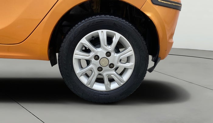 2017 Tata Tiago XZ PETROL, Petrol, Manual, 29,339 km, Left Rear Wheel