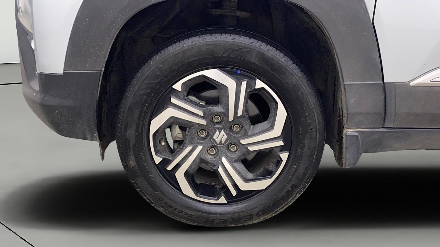 2024 Maruti BREZZA VXI S-CNG, CNG, Manual, 29,470 km, Left Front Wheel