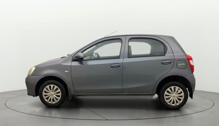 2015 Toyota Etios Liva G, Petrol, Manual, 47,064 km, Left Side