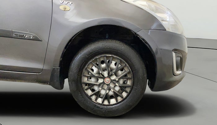 2017 Maruti Swift LXI (O), Petrol, Manual, 60,757 km, Right Front Wheel