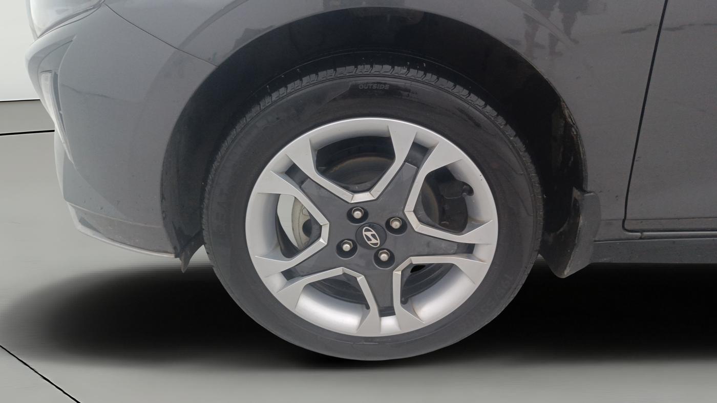 2024 Hyundai NEW I20 SPORTZ 1.2 IVT, Petrol, Automatic, 9,058 km, Left Front Wheel