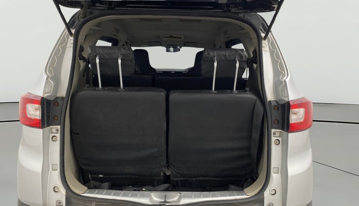 2022 Renault TRIBER RXT, Petrol, Manual, 40,073 km, Boot Open Zoomed View