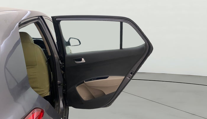 2017 Hyundai Grand i10 SPORTZ 1.2 KAPPA VTVT, CNG, Manual, 85,456 km, RHS Rear Door