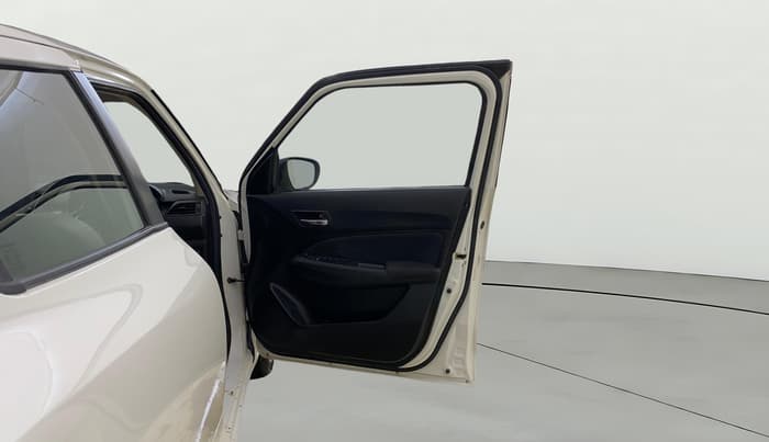 2020 Maruti Swift VXI, Petrol, Manual, 50,308 km, RHS Front Door