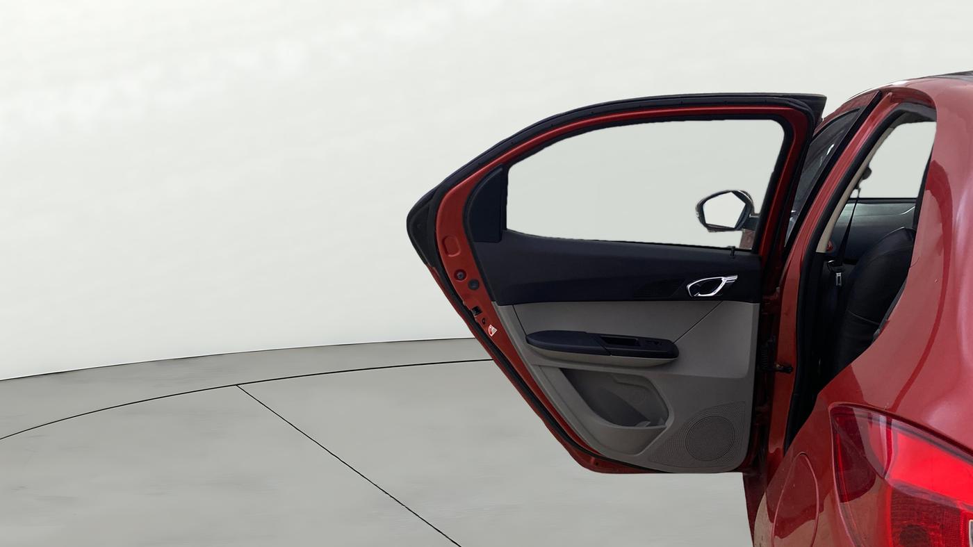 2019 Tata Tiago XZ PLUS PETROL, Petrol, Manual, 28,237 km, LHS Rear Door