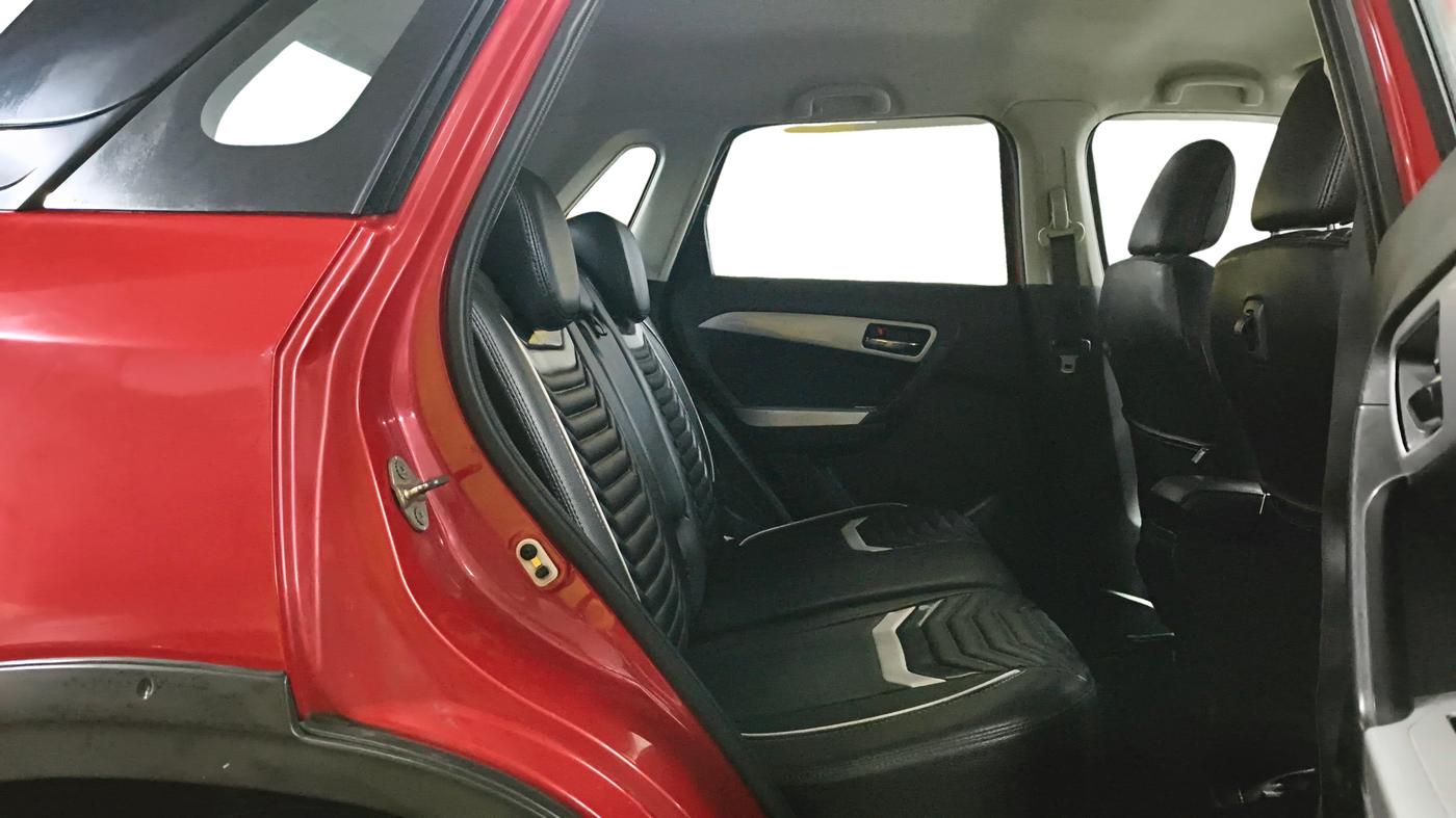 2020 Maruti Vitara Brezza ZXI PLUS DUAL TONE, Petrol, Manual, 59,753 km, Right Side Rear Door Cabin