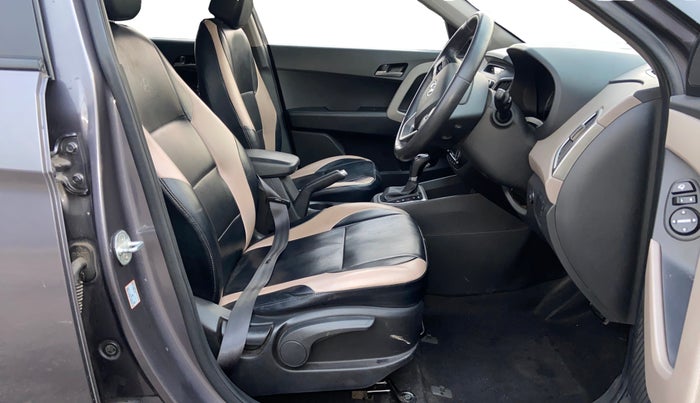 2016 Hyundai Creta SX PLUS AT 1.6 PETROL, CNG, Automatic, 61,285 km, Right Side Front Door Cabin