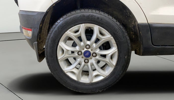 2014 Ford Ecosport TITANIUM 1.5L PETROL AT, Petrol, Automatic, 74,880 km, Right Rear Wheel