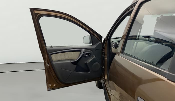 2015 Renault Duster RXL PETROL, Petrol, Manual, 54,271 km, LHS Front Door