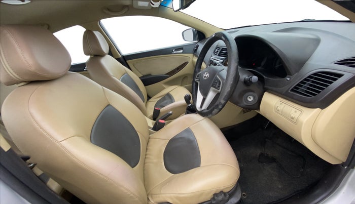 2014 Hyundai Verna FLUIDIC 1.6 VTVT SX, Petrol, Manual, 81,762 km, Right Side Front Door Cabin