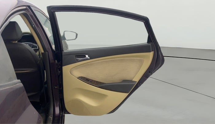 2012 Hyundai Verna FLUIDIC 1.6 VTVT EX, Petrol, Manual, 79,823 km, RHS Rear Door