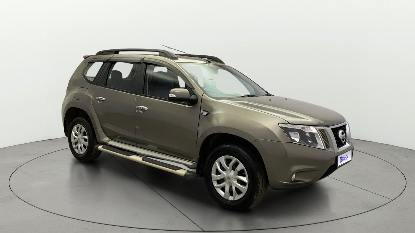 2017 Nissan Terrano XL (P), Petrol, Manual, 32,230 km, SRP
