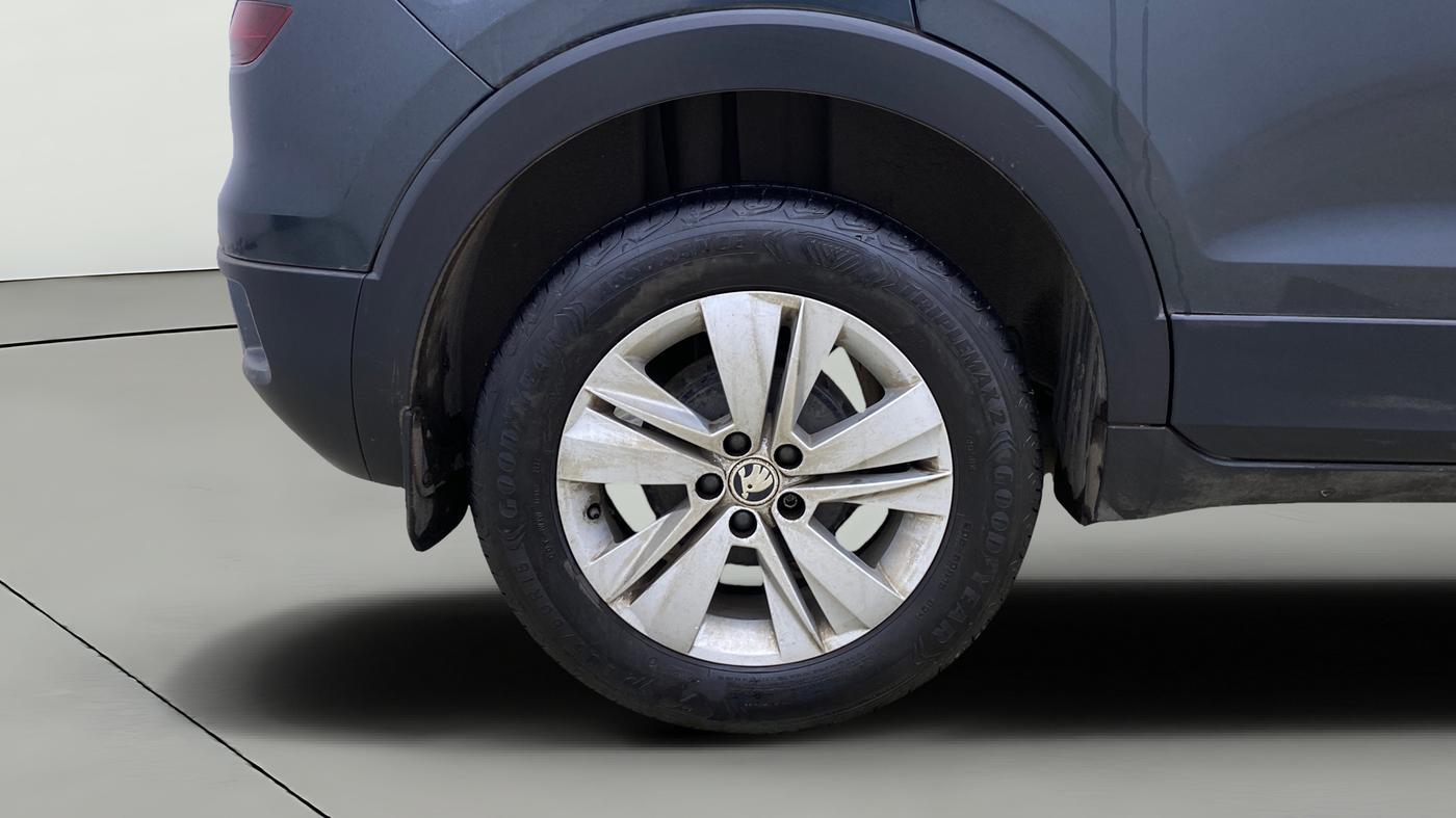 2022 Skoda KUSHAQ AMBITION 1.0L TSI AT, Petrol, Automatic, 36,528 km, Right Rear Wheel