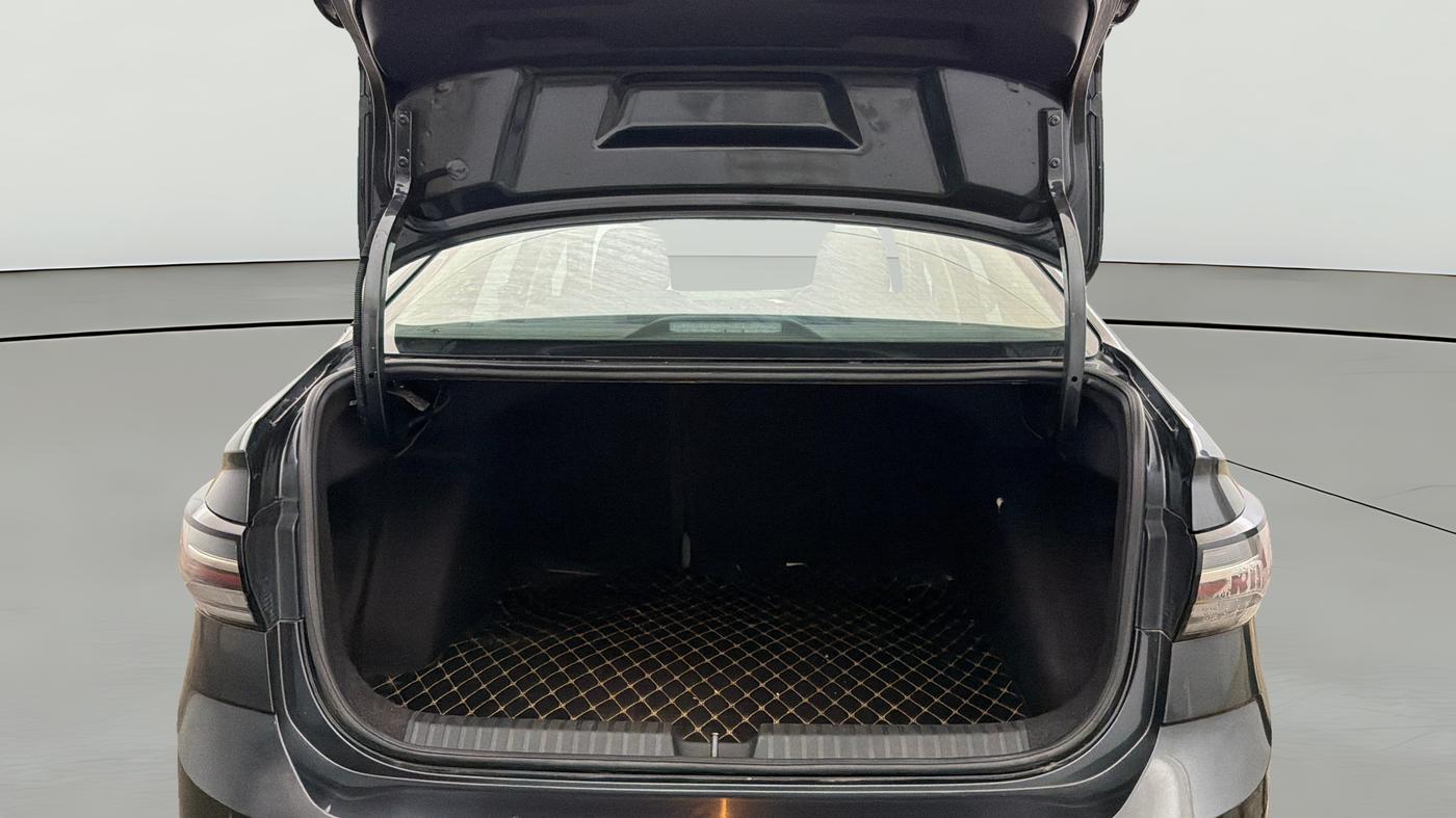 2023 Volkswagen VIRTUS TOPLINE TSI 1.0 AT, Petrol, Automatic, 38,311 km, Boot Open Zoomed View
