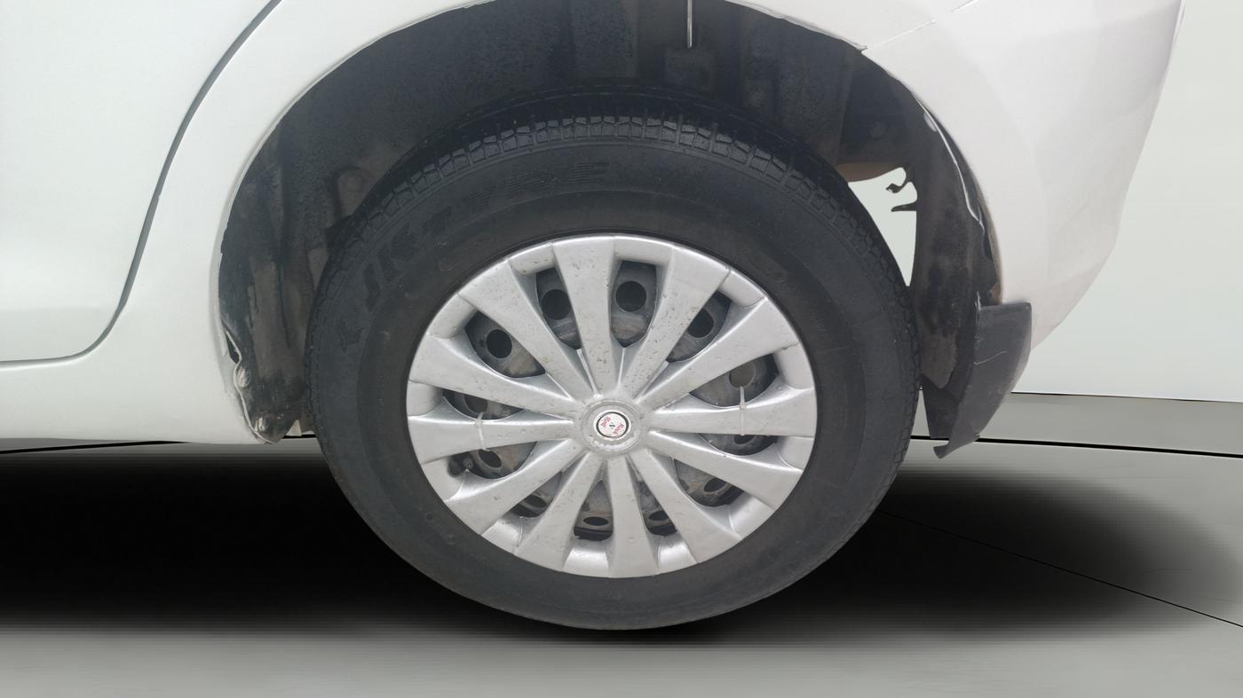 2013 Maruti Swift VDI, Diesel, Manual, 91,478 km, Left Rear Wheel