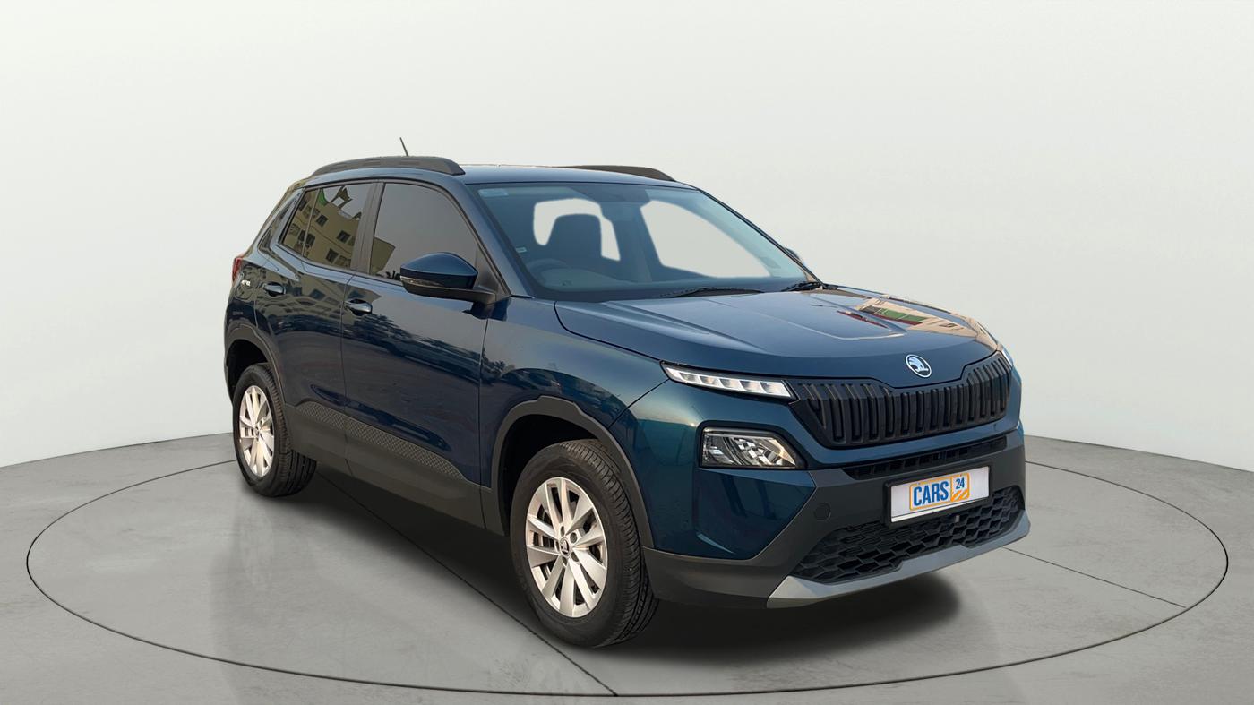 2025 Skoda Kylaq Signature, Petrol, Manual, 4,780 km, SRP