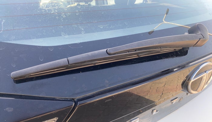 2020 Tata ALTROZ XZ DIESEL, Diesel, Manual, 96,355 km, Rear Wiper