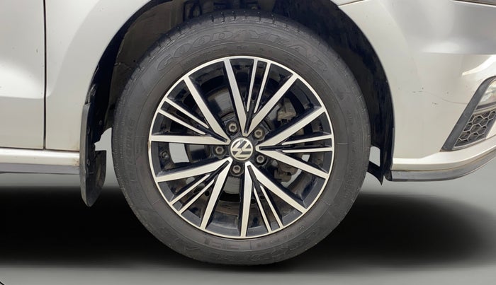 2019 Volkswagen Vento HIGHLINE 1.6 MPI, Petrol, Manual, 24,281 km, Right Front Wheel