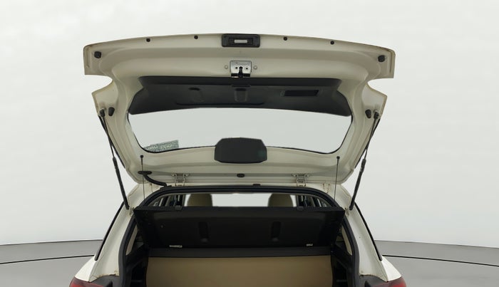 2020 Hyundai VENUE S 1.2, Petrol, Manual, 29,837 km, Boot Door Open