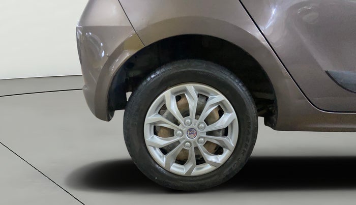 2018 Tata Tiago XT PETROL, CNG, Manual, 61,356 km, Right Rear Wheel