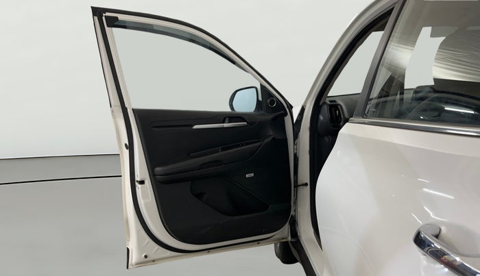 2020 KIA SONET GTX PLUS 1.5 AT, Diesel, Automatic, 86,738 km, LHS Front Door