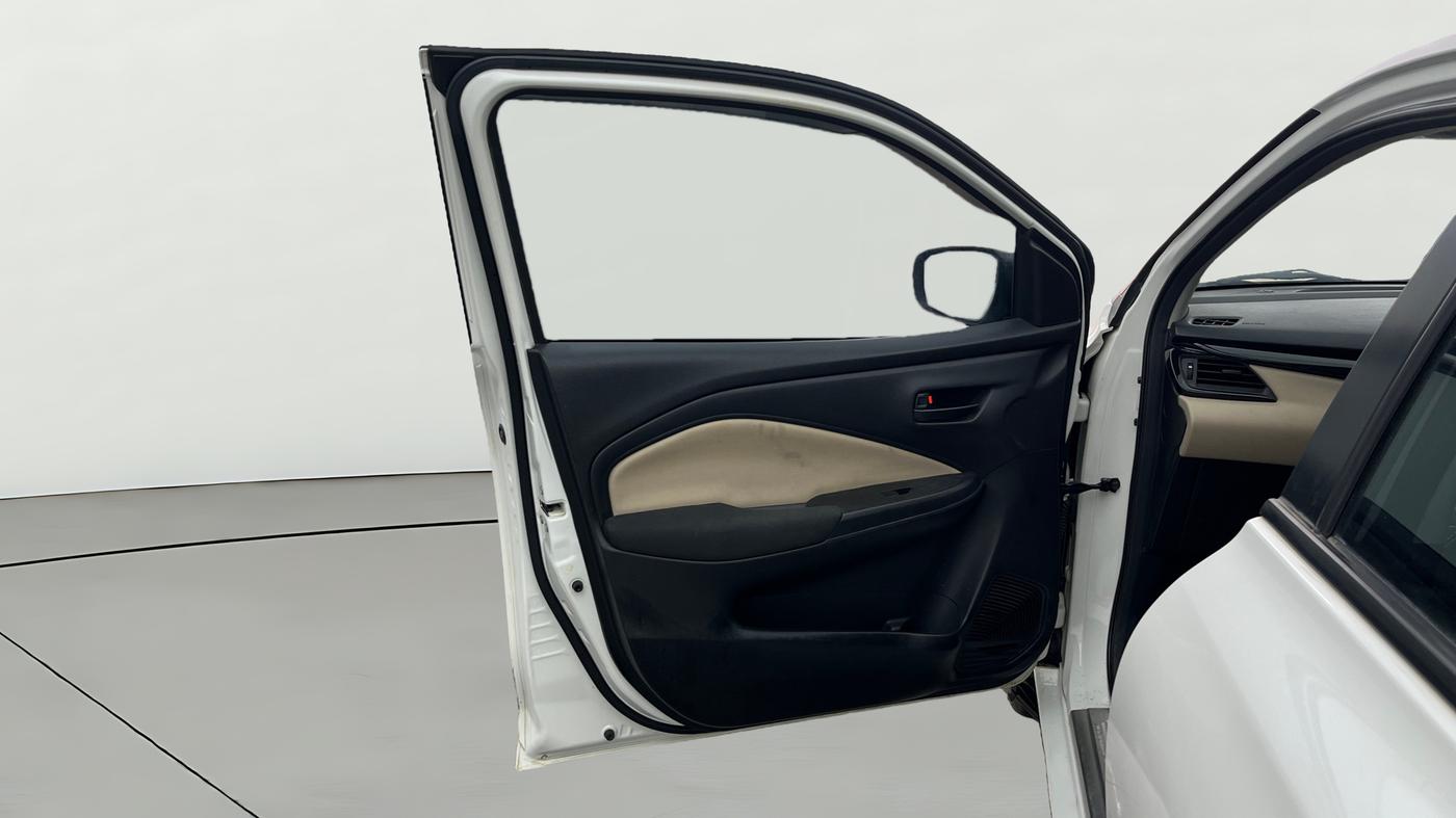 2023 Toyota Glanza S, Petrol, Manual, 23,363 km, LHS Front Door