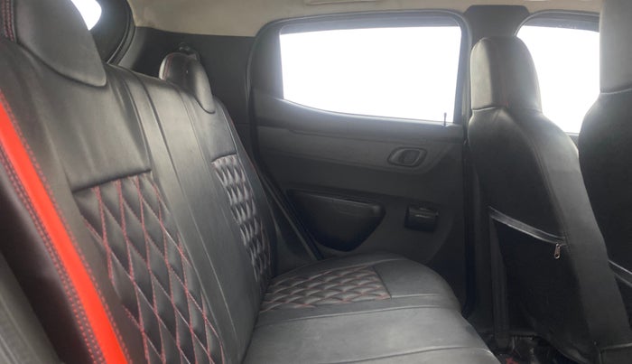 2017 Renault Kwid RXL, Petrol, Manual, 34,420 km, Right Side Rear Door Cabin