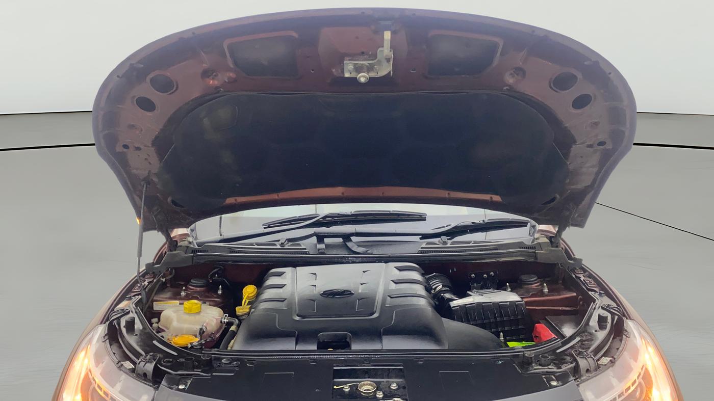 2021 Mahindra XUV500 W11(O), Diesel, Manual, 21,439 km, Open Bonet