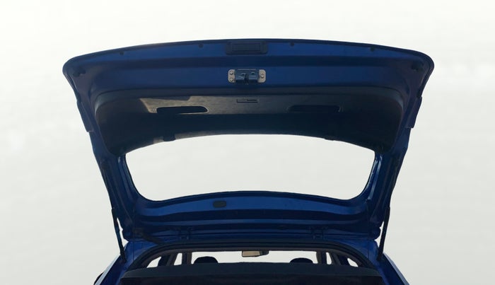 2014 Hyundai Elite i20 SPORTZ 1.2 (O), Petrol, Manual, 32,073 km, Boot Door Open