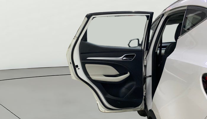 2022 MG ASTOR SHARP EX 1.5 MT, Petrol, Manual, 25,227 km, LHS Rear Door