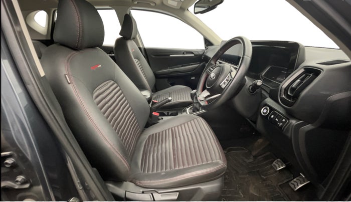 2020 KIA SONET GTX PLUS 1.0 IMT, Petrol, Manual, 52,898 km, Right Side Front Door Cabin