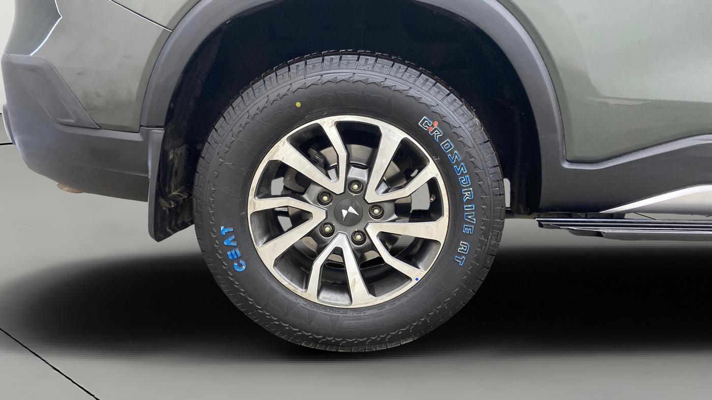 2023 Mahindra SCORPIO-N Z8 L DIESEL AT 4WD 7 STR, Diesel, Automatic, 45,447 km, Right Rear Wheel